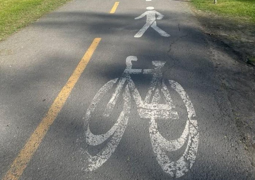 Prêt à rouler sur une piste cyclable commanditée par une entreprise&nbsp;privée?