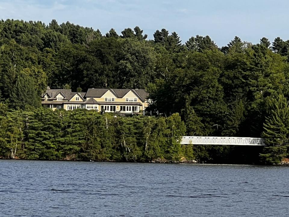 Quand le patron de Bombardier Inc. veut une meilleure vue sur le&nbsp;lac