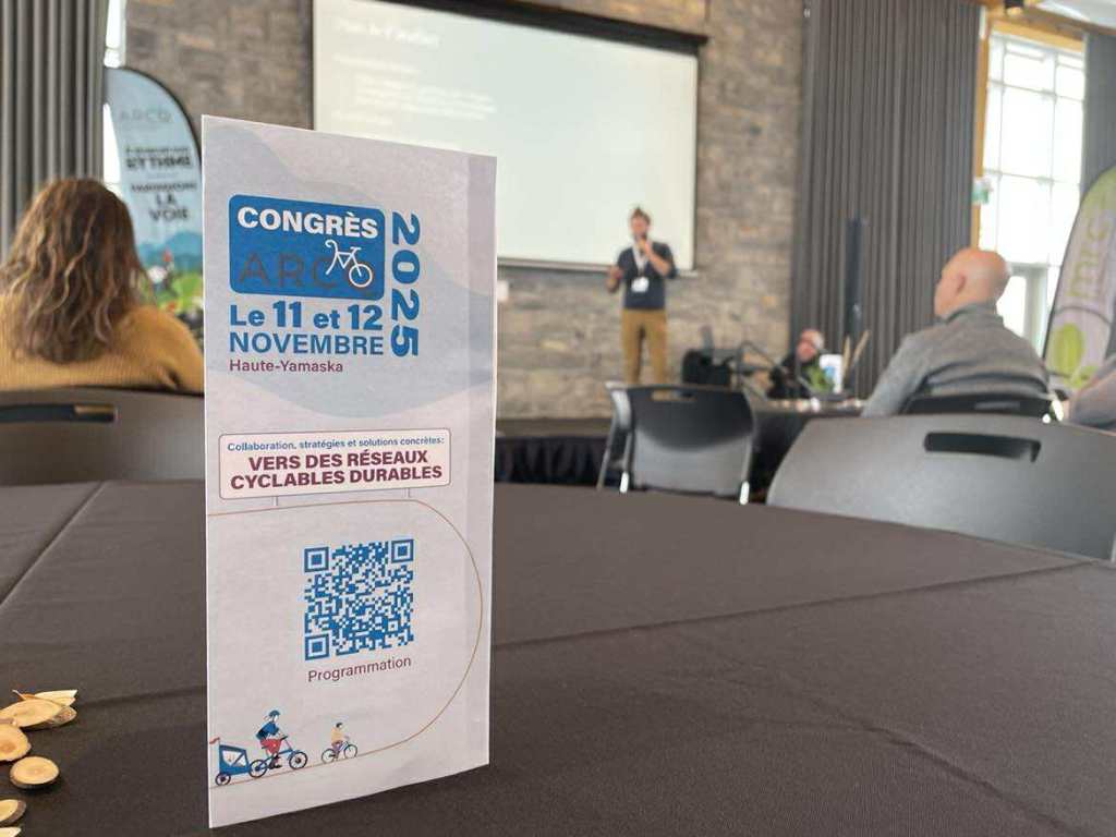 L’ARCQ se réunit à Shefford : parler vélo alors que la neige tombe&nbsp;[DIAPORAMAS]