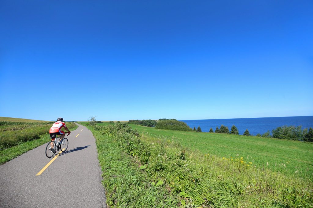 La Véloroute des Bleuets passée au peigne fin lors d’un premier Sommet vélo