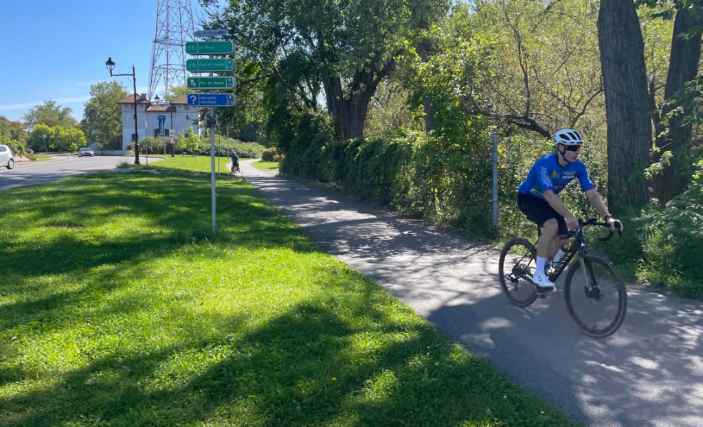 Piste cyclable des Berges : en pleine ville et le long du fleuve&nbsp;[PHOTOS]